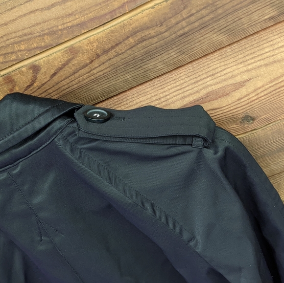 Express woman's nylon belted french coat, looks NWOT - Picture 10 of 12